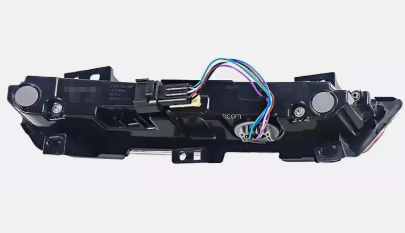 For Range Rover Vogue 2023- Daytime Running Light LR152295 LR152299 Rear bumper Fog Lamp